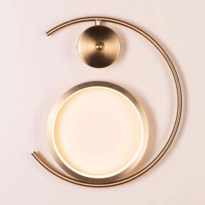 Playground (Gold, Built-In LED) Wall Light